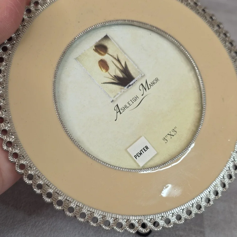 VTG Ashleigh Manor Round Pewter Trim Enamel Picture Frame Fit Photo 3